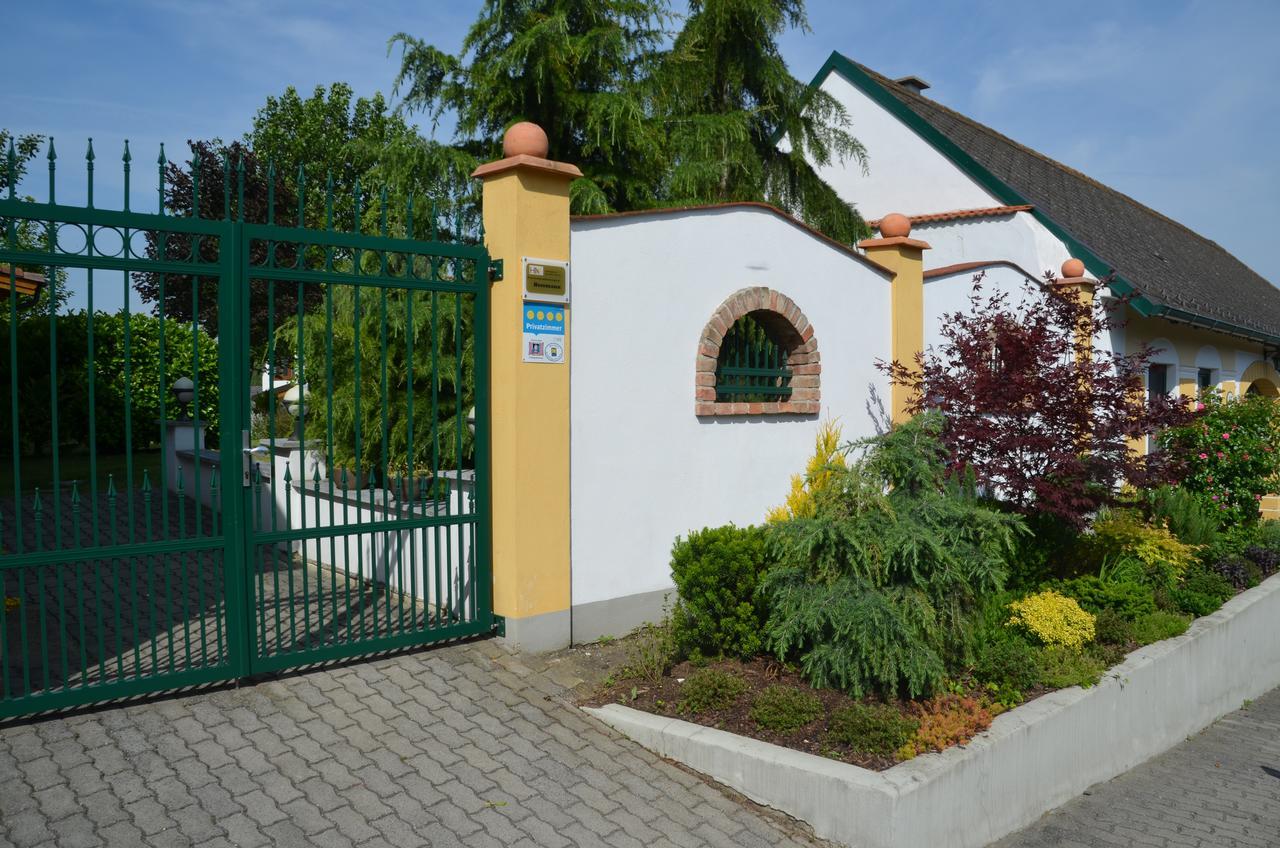 Ferienwohnung Herrmann Pottenhofen 外观 照片